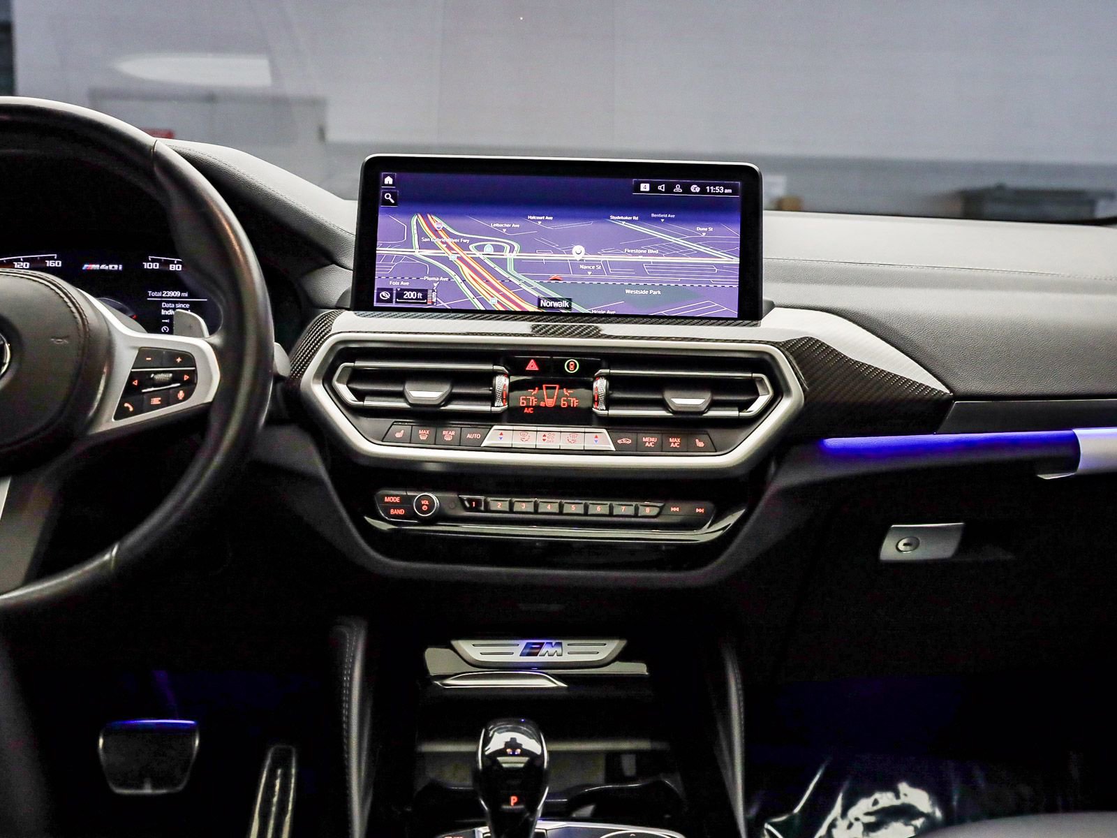 Certified 2023 BMW X4 M40i w/ Premium Package image 13