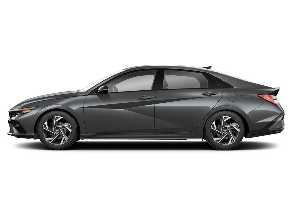 New 2025 Hyundai Elantra SEL image 3