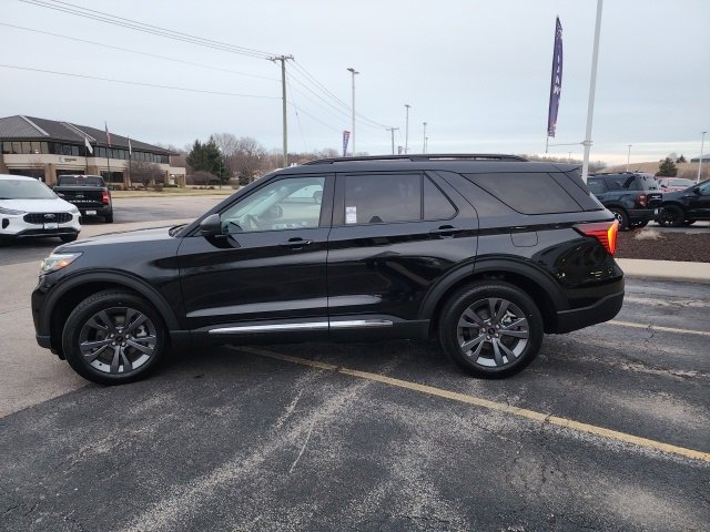 New 2025 Ford Explorer Active w/ Active Comfort Package image 5