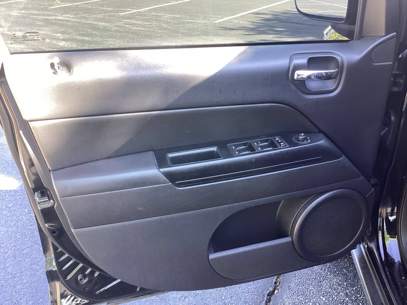Used 2015 Jeep Compass Sport w/ Power Value Group AWD/4WD image 6