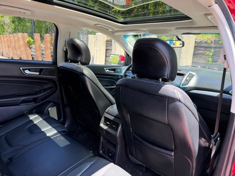 Used 2018 Ford Edge Titanium w/ Canadian Touring Package AWD/4WD image 23