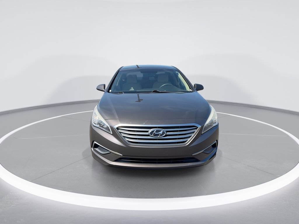 Used 2017 Hyundai Sonata SE FWD image 3