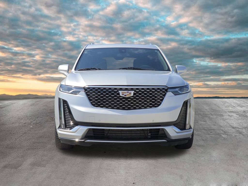 Used 2020 Cadillac XT6 Premium Luxury FWD image 3