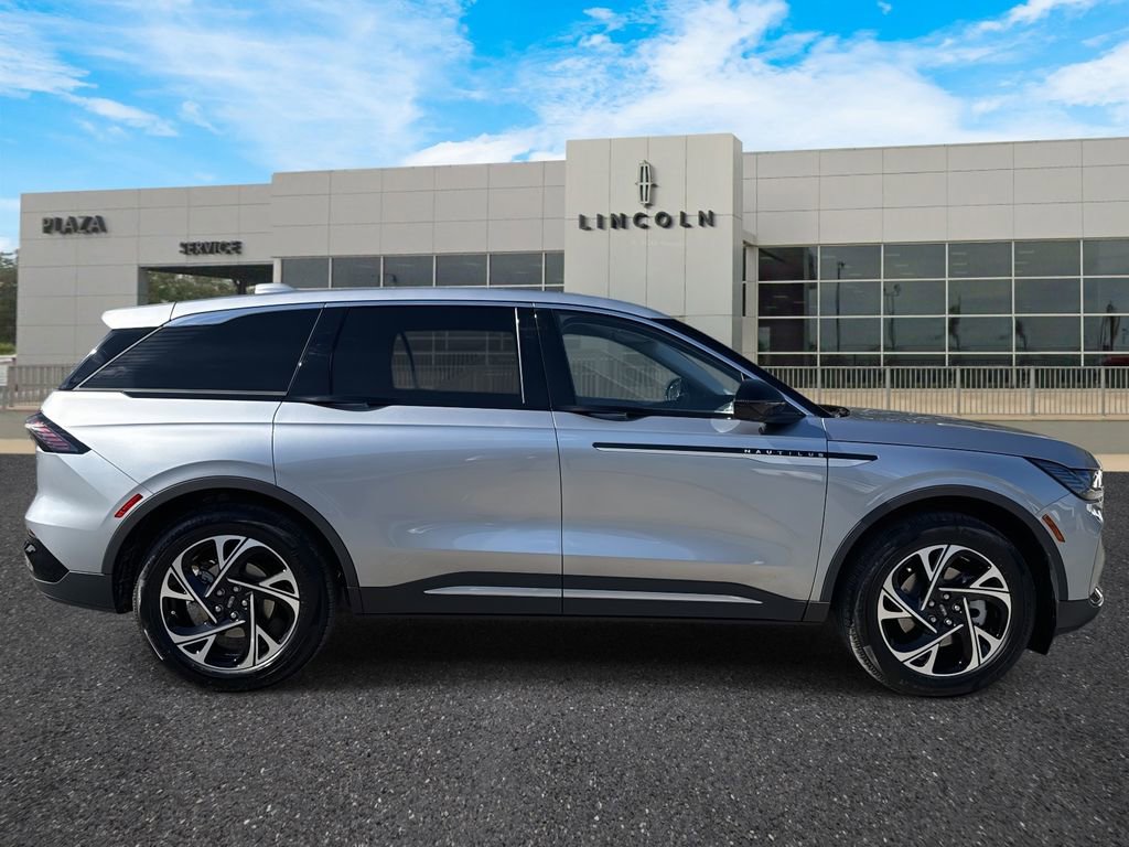 New 2026 Lincoln Nautilus Premier w/ Equipment Group 102A image 2