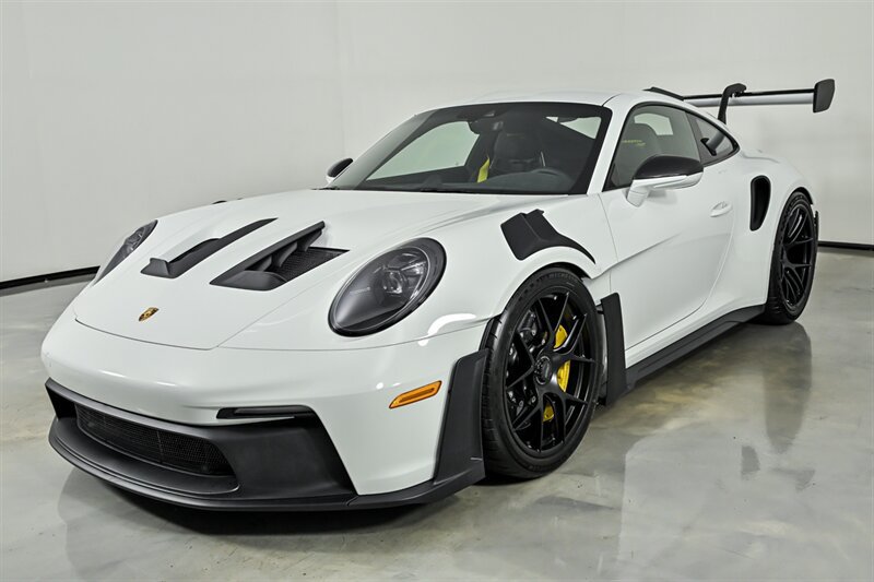 Used 2024 Porsche 911 GT3 RS RWD image 5