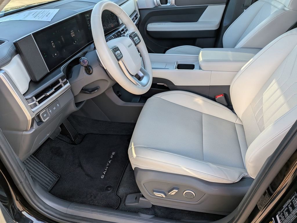 Used 2024 Hyundai Santa Fe SEL image 15