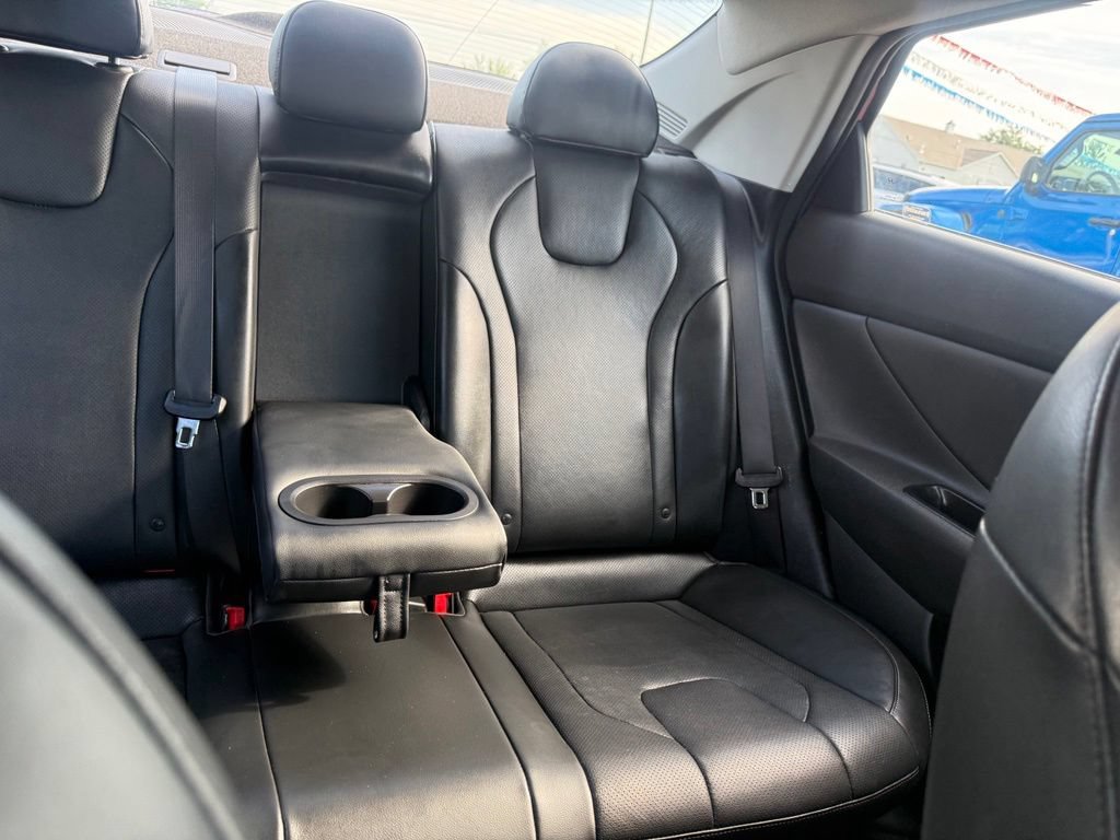 Used 2023 Hyundai Elantra Limited FWD image 51