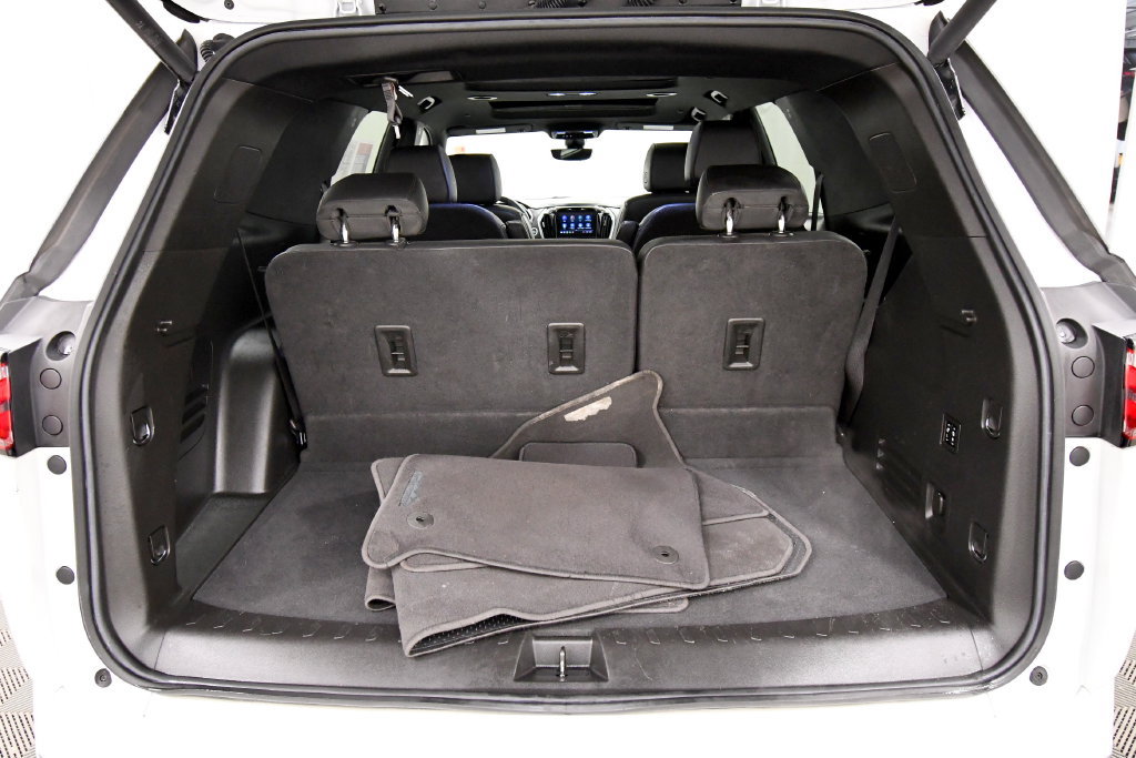 Used 2023 Chevrolet Traverse High Country AWD/4WD image 7