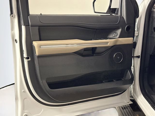 Used 2024 Ford Expedition Max Limited image 23