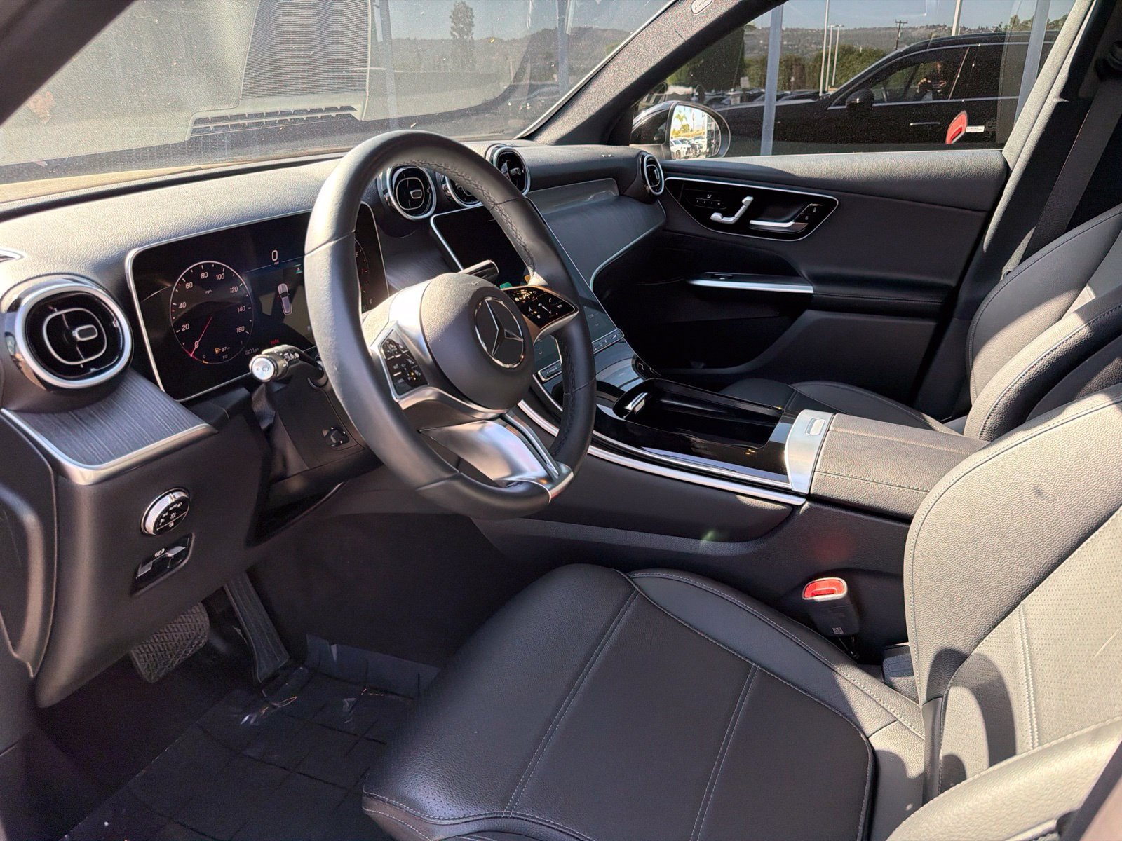 Used 2026 Mercedes-Benz GLC 300 image 8