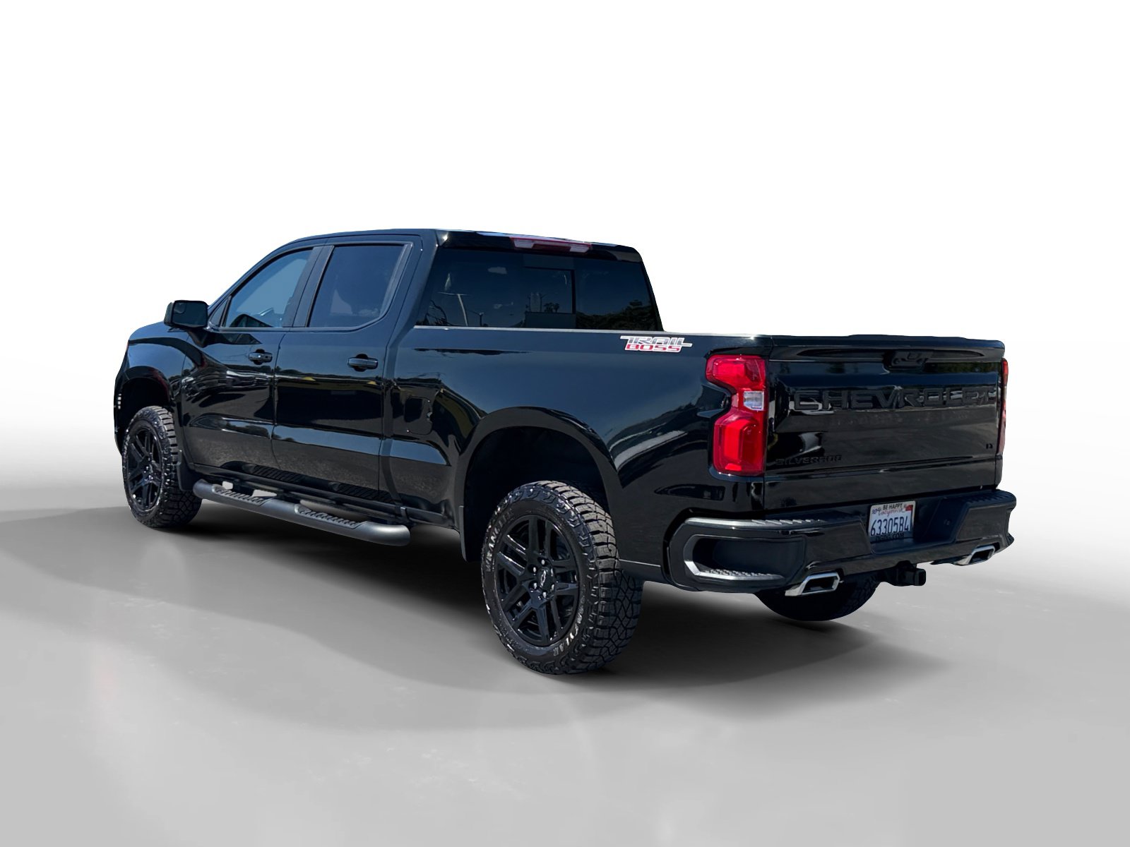 Used 2024 Chevrolet Silverado 1500 LT Trail Boss w/ Convenience Package II AWD/4WD image 3