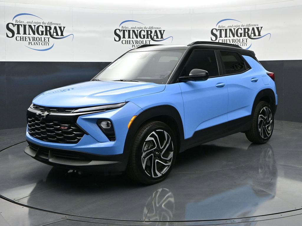 Used 2024 Chevrolet TrailBlazer RS w/ Driver Confidence Package image 3