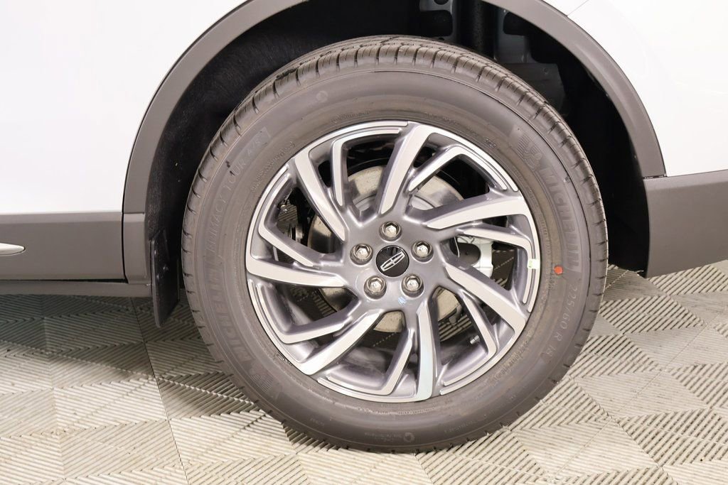 New 2026 Lincoln Corsair Premiere image 19