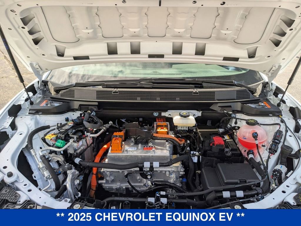 New 2025 Chevrolet Equinox EV LT AWD/4WD image 34