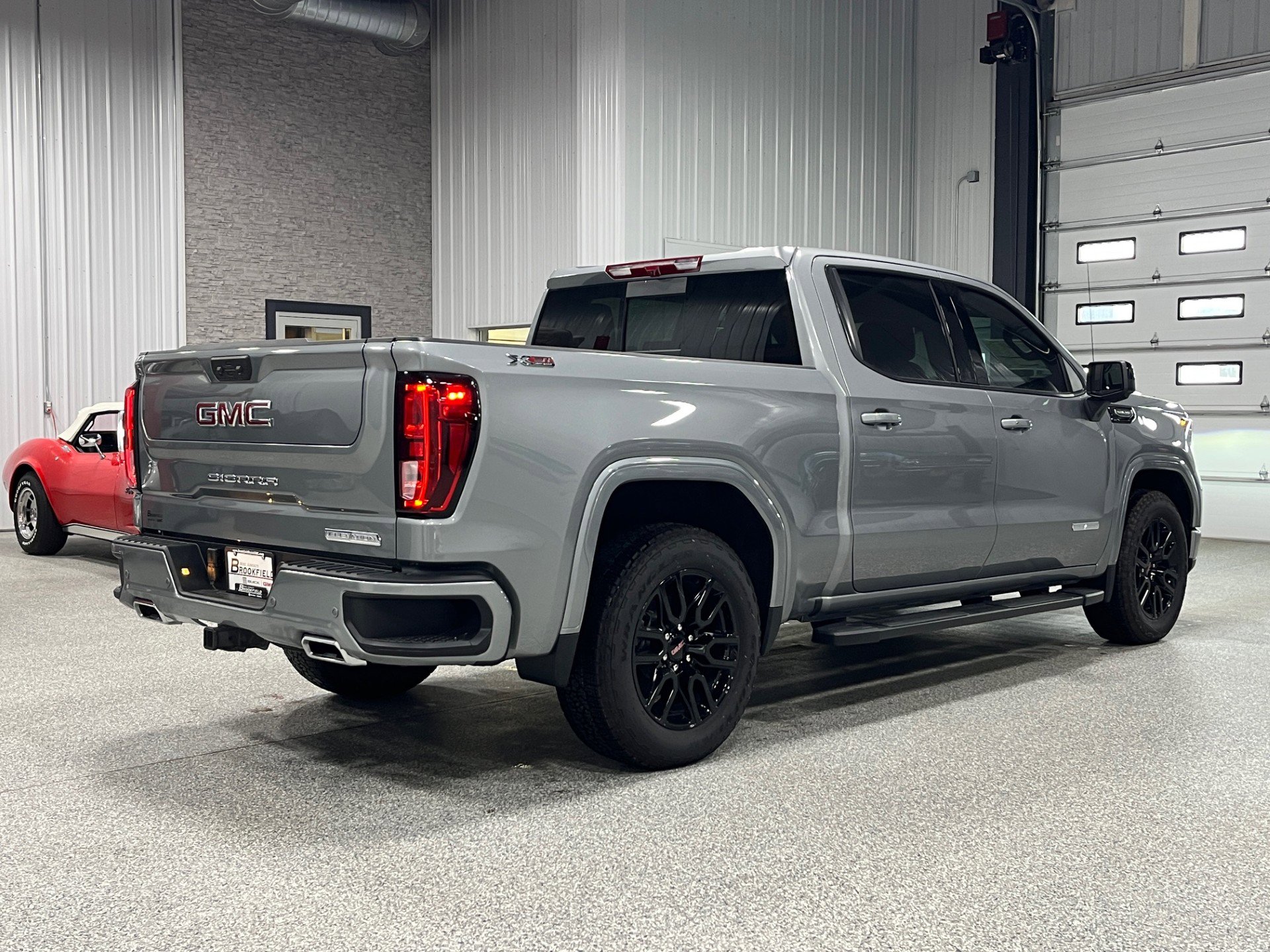 New 2026 GMC Sierra 1500 Elevation w/ Elevation Premium Package image 5