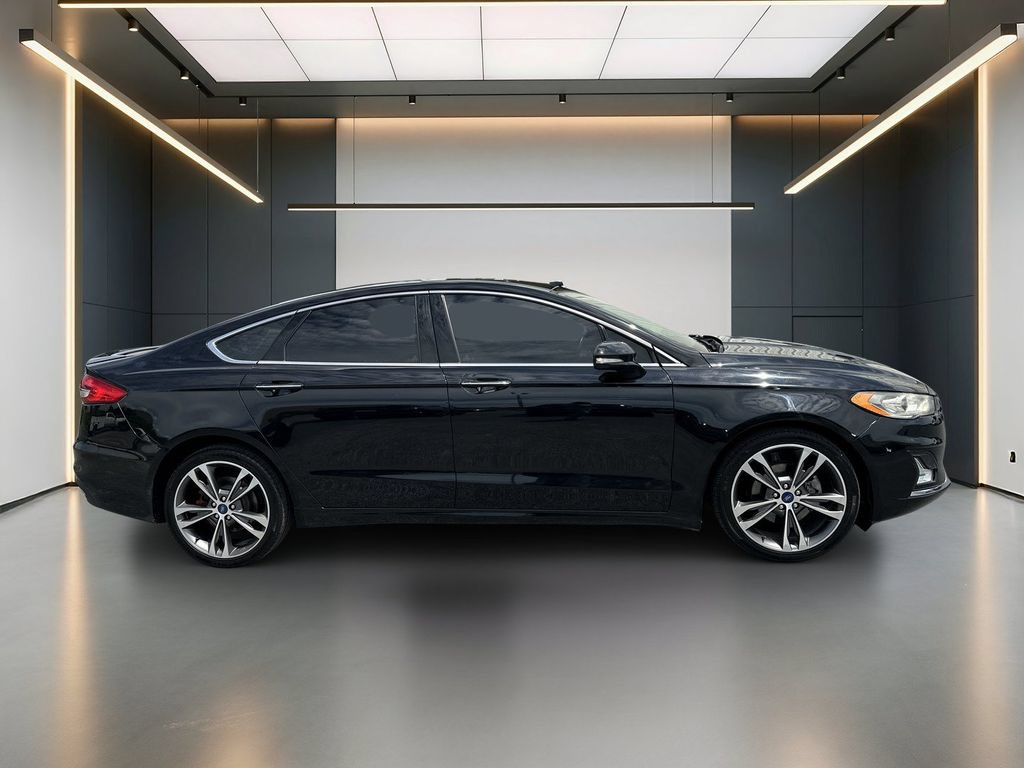 Used 2020 Ford Fusion Titanium AWD/4WD image 7