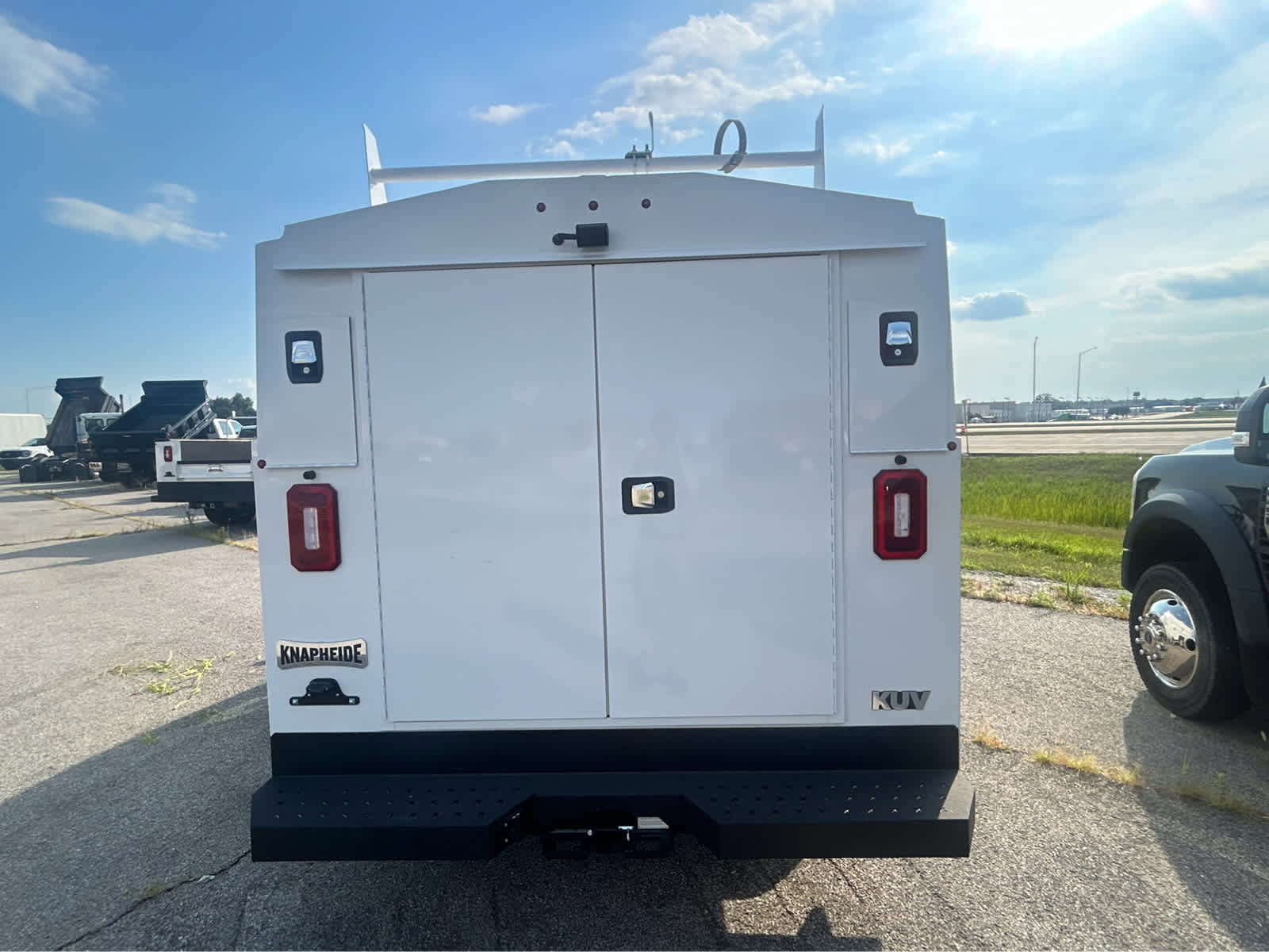 New 2025 Ford Transit 350 w/ Interior Upgrade Package image 3