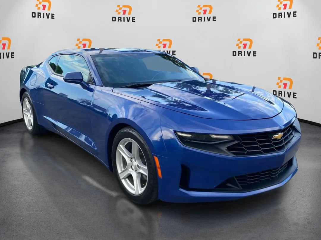 Used 2022 Chevrolet Camaro LT RWD image 7