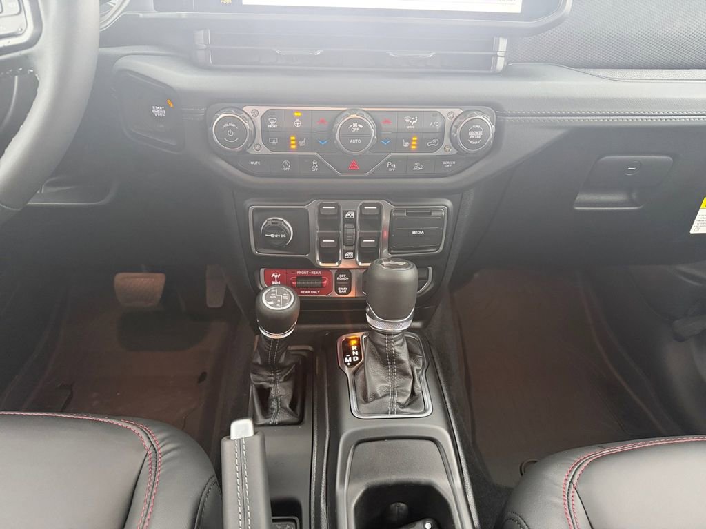 New 2026 Jeep Wrangler Unlimited Rubicon image 13