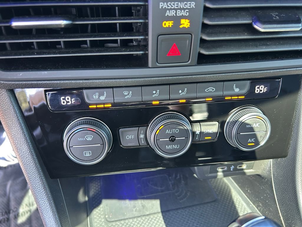 Used 2021 Volkswagen Jetta SEL FWD image 31