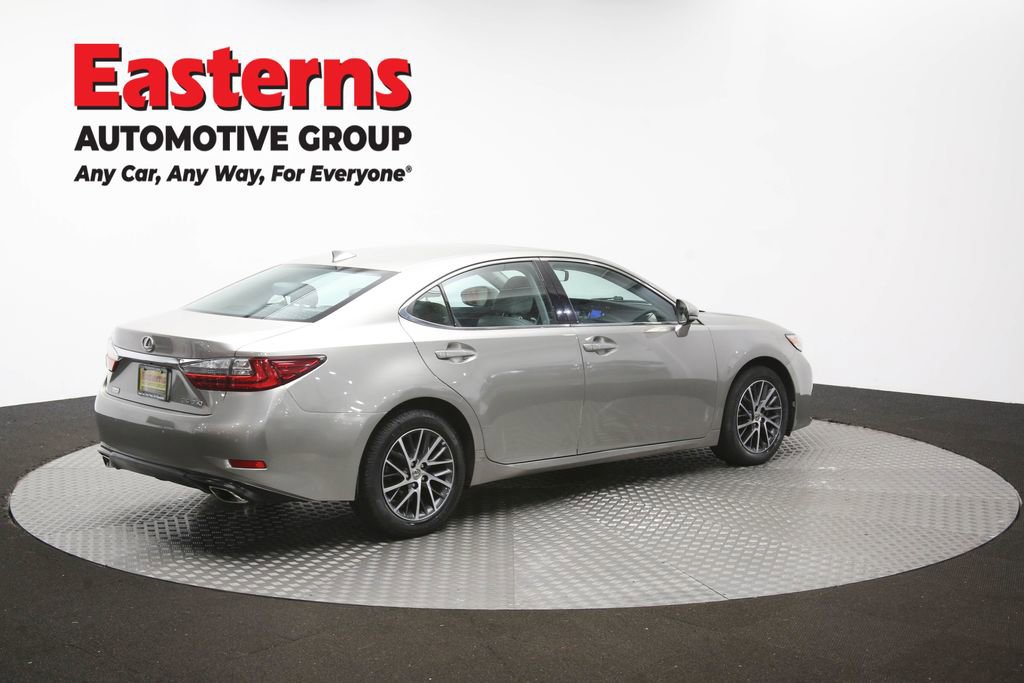 Used 2016 Lexus ES 350 w/ Premium Package w/Wood Trim FWD image 43
