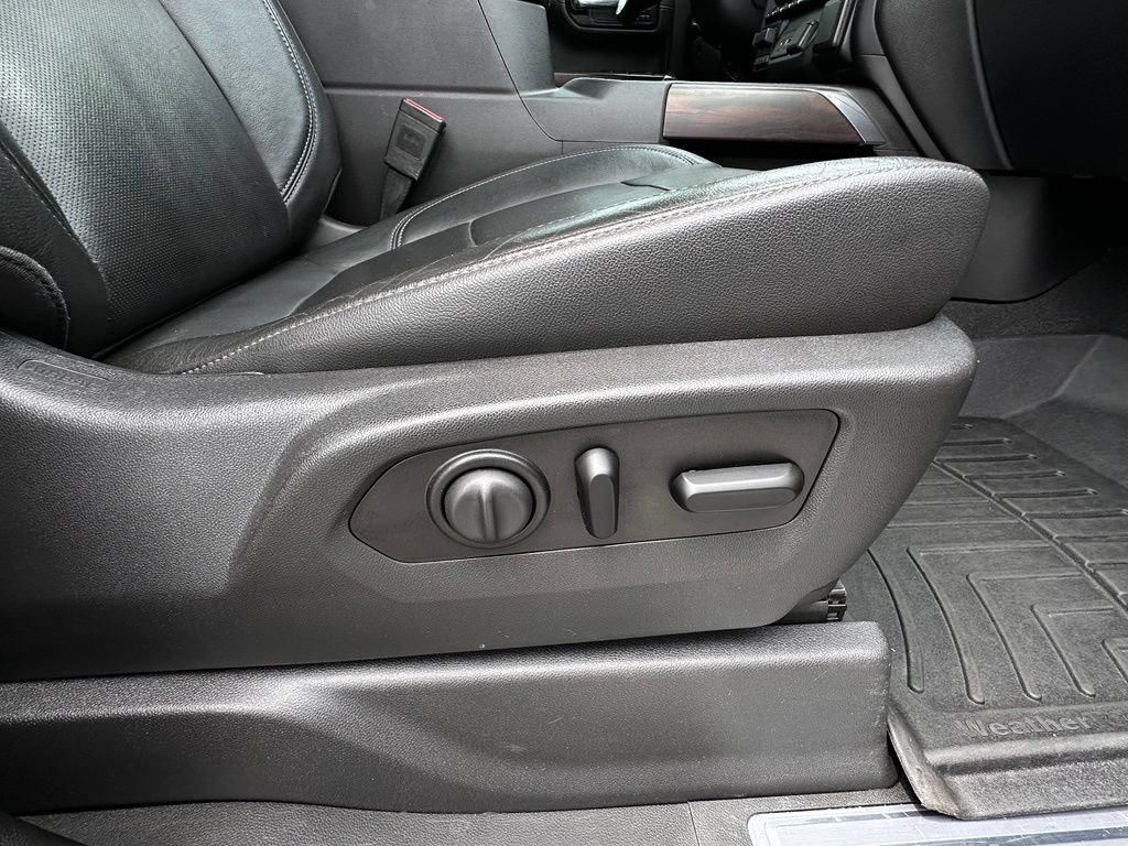 Used 2020 GMC Sierra 1500 SLT w/ SLT Premium Plus Package AWD/4WD image 13