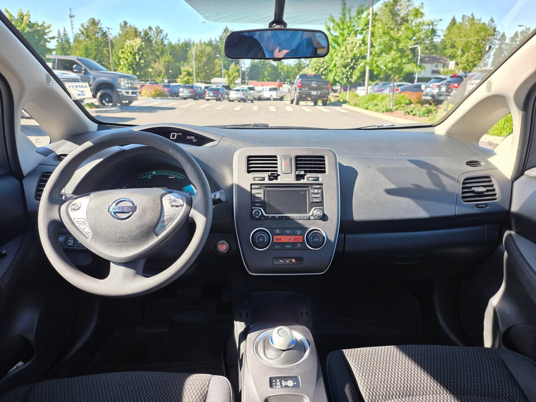 Used 2017 Nissan Leaf S w/ Charge Package FWD image 10