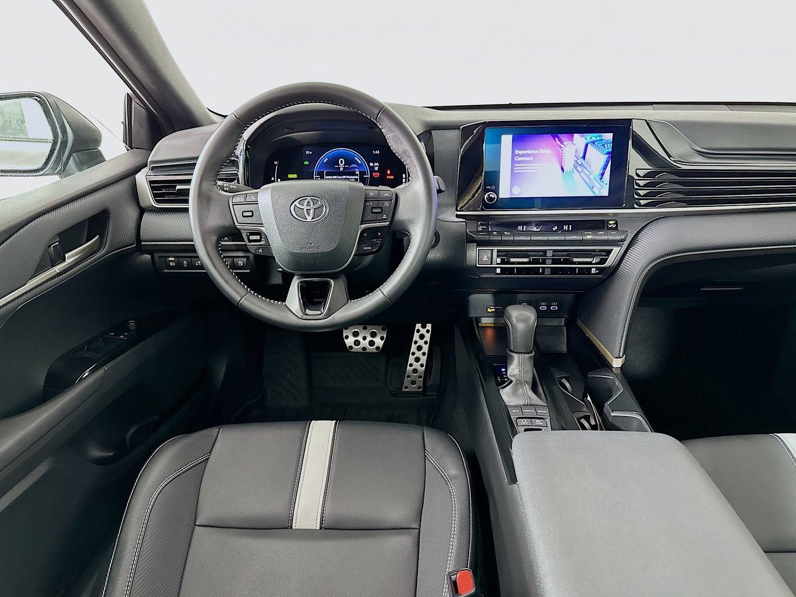 Certified 2025 Toyota Camry SE AWD/4WD image 21
