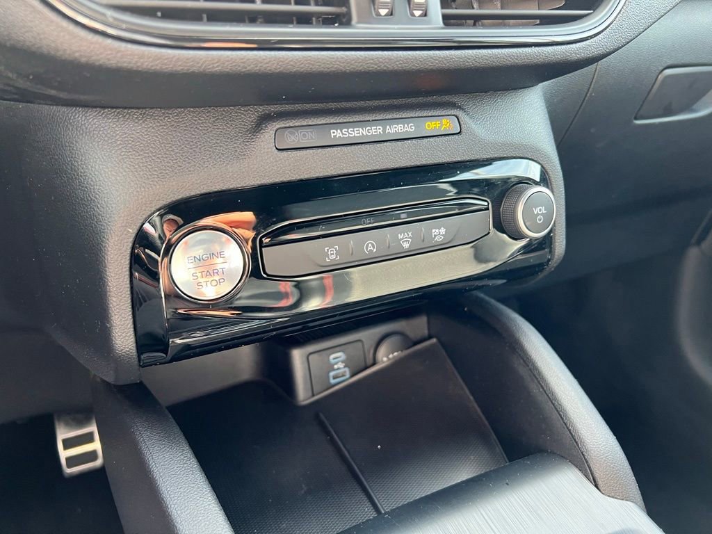 Used 2023 Ford Escape ST-Line w/ Tech Pack #1 image 25