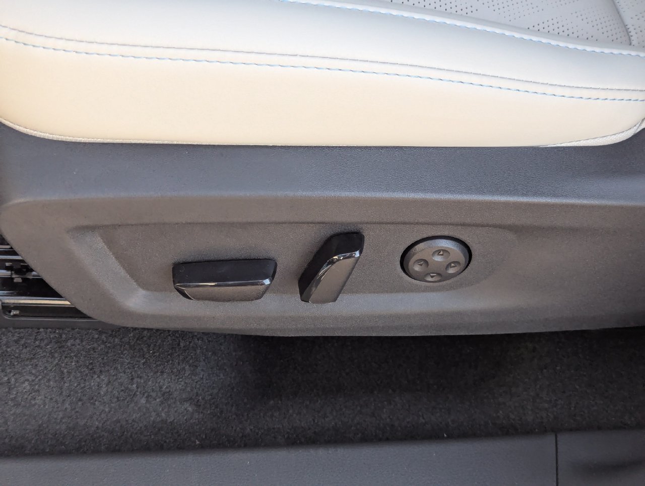 New 2027 Nissan Murano Platinum AWD/4WD image 13