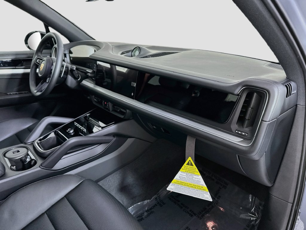 New 2026 Porsche Cayenne AWD/4WD image 31