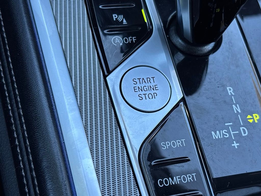 Used 2025 BMW 840i xDrive 840i w/ Driving Assistance Package image 17