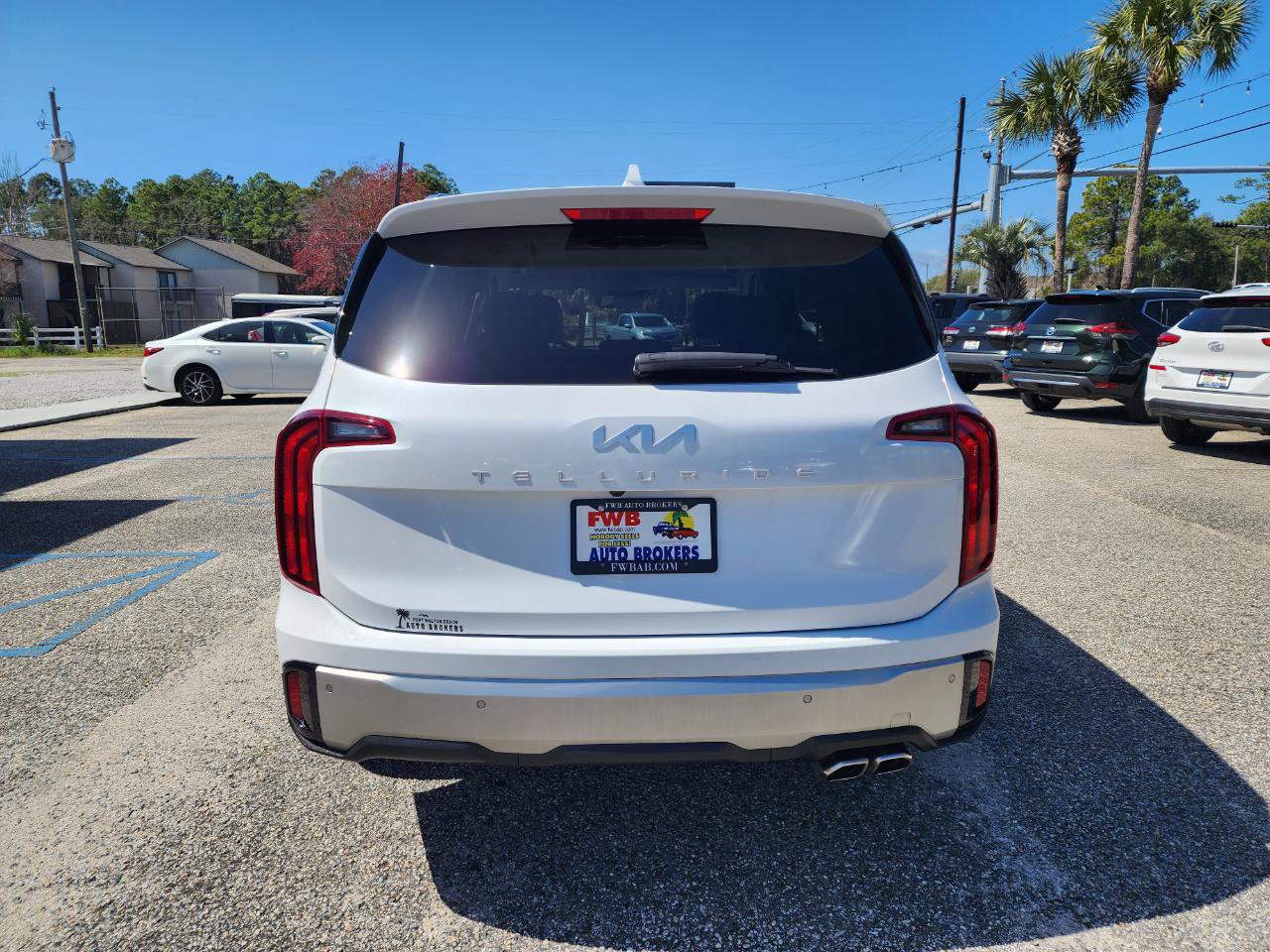 Used 2023 Kia Telluride S AWD/4WD image 4