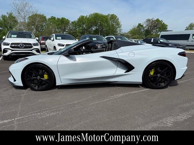 Used 2022 Chevrolet Corvette Stingray Premium Conv w/ Z51 Performance Package RWD image 8