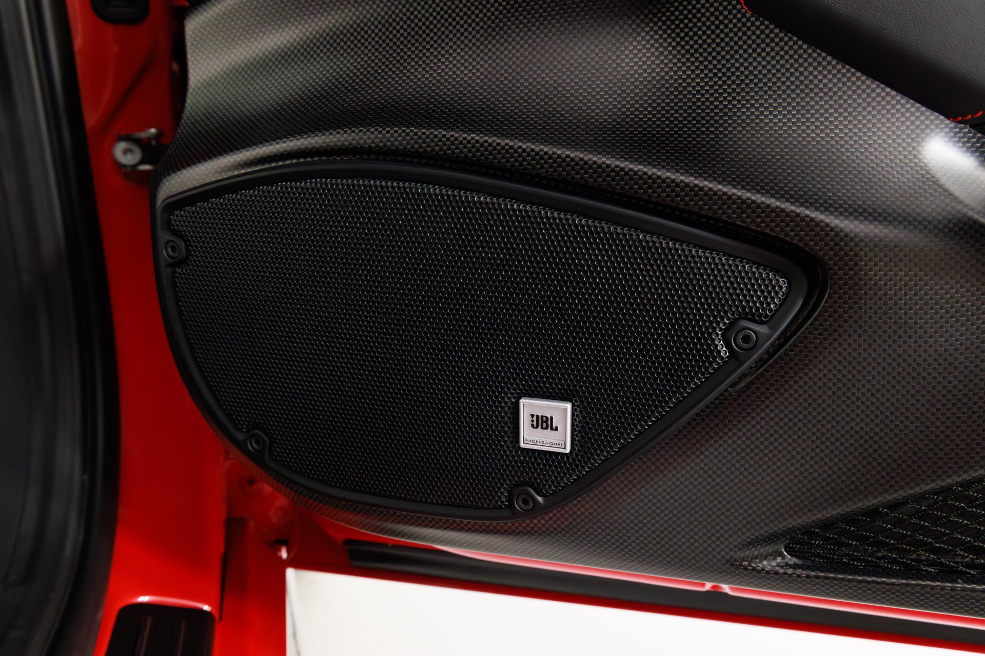 Used 2019 Ferrari 488 Pista image 37