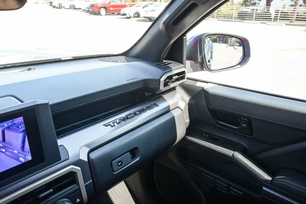 Used 2026 Toyota Tacoma SR5 AWD/4WD image 21