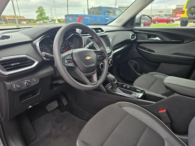 Used 2023 Chevrolet TrailBlazer LT FWD image 11