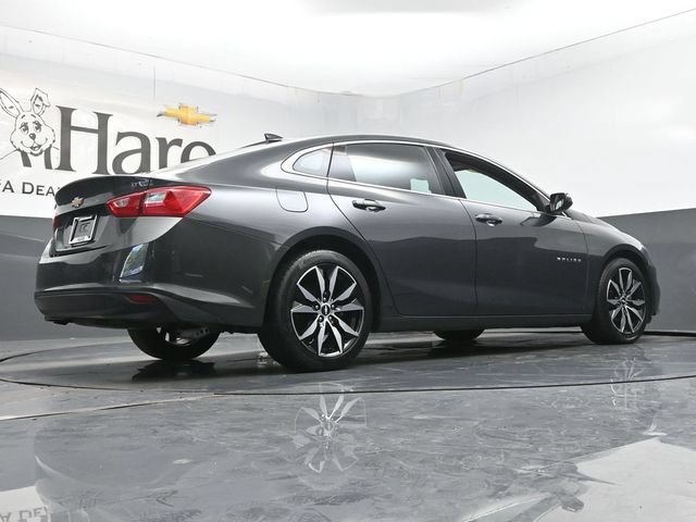 Used 2017 Chevrolet Malibu LT FWD image 32