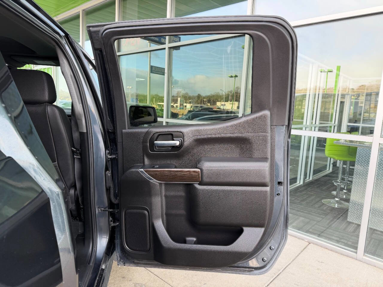 Used 2021 Chevrolet Silverado 1500 RST w/ Convenience Package II AWD/4WD image 45
