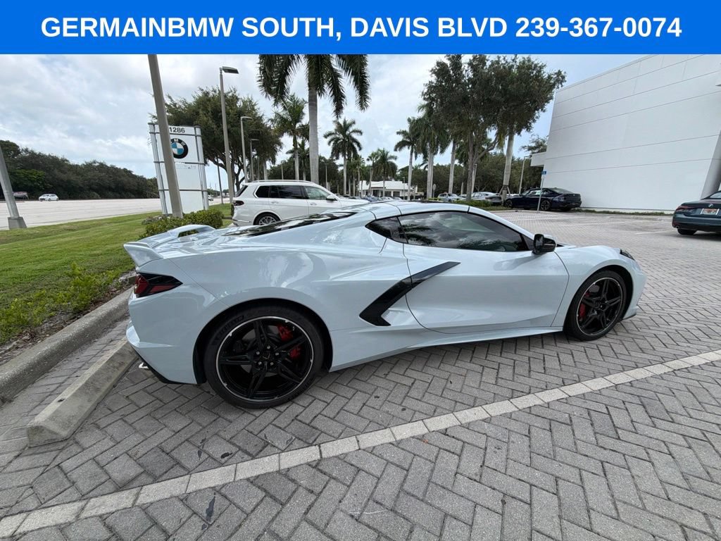 Used 2020 Chevrolet Corvette Stingray Preferred Cpe w/ 2LT Preferred Equipment Group RWD image 13