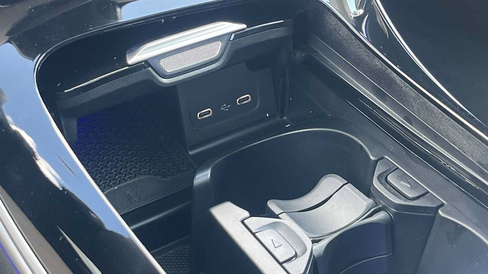 New 2026 Mercedes-Benz CLE 300 4MATIC Coupe image 46