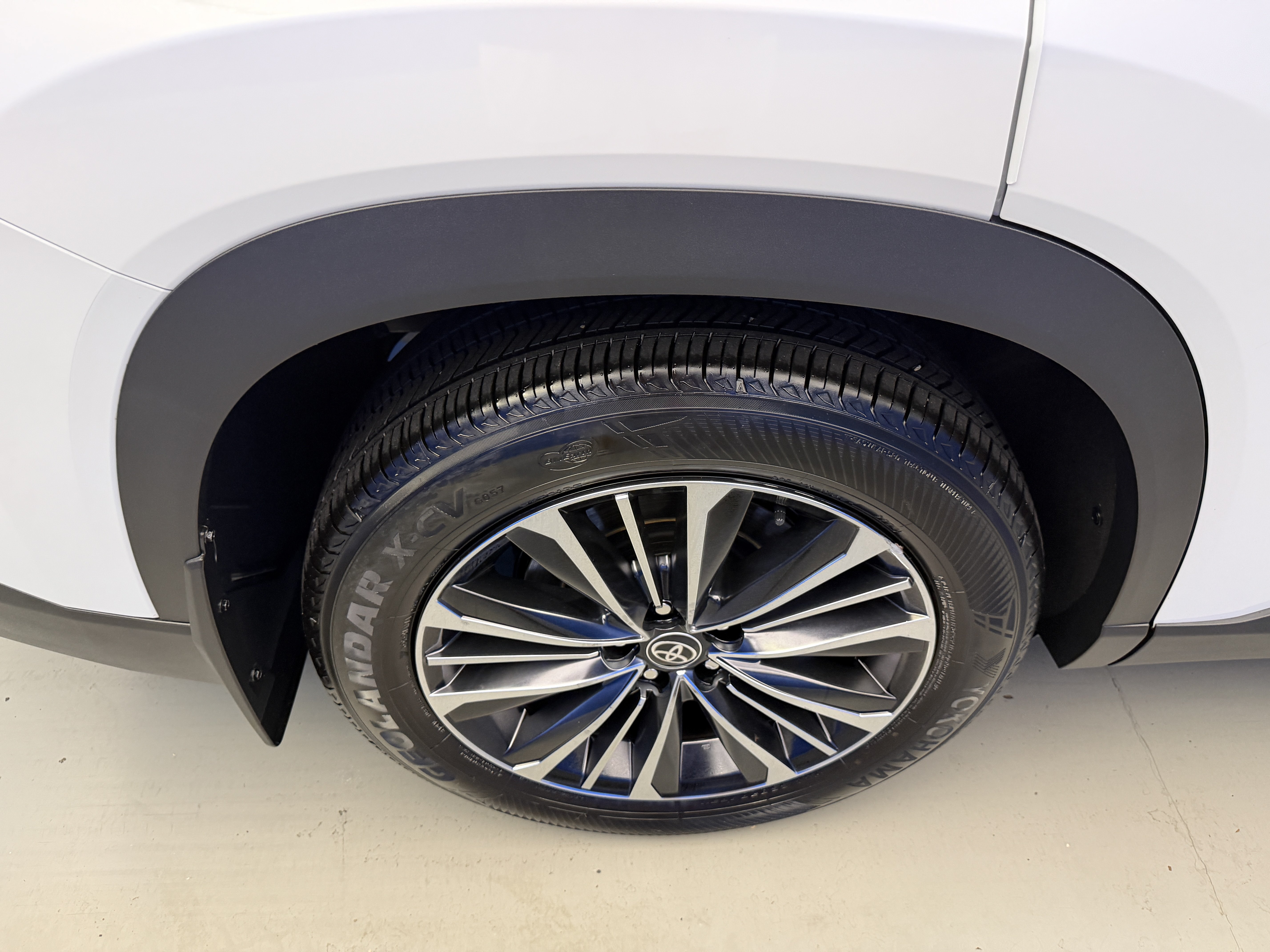 Used 2026 Toyota Grand Highlander AWD Hybrid image 8