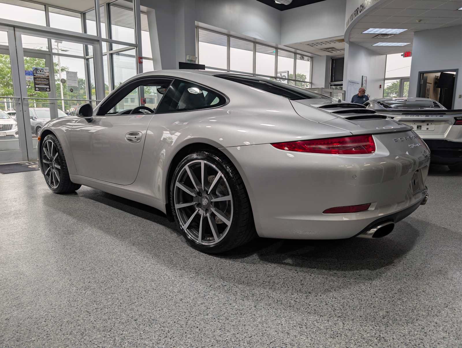 Used 2012 Porsche 911 Carrera RWD image 5
