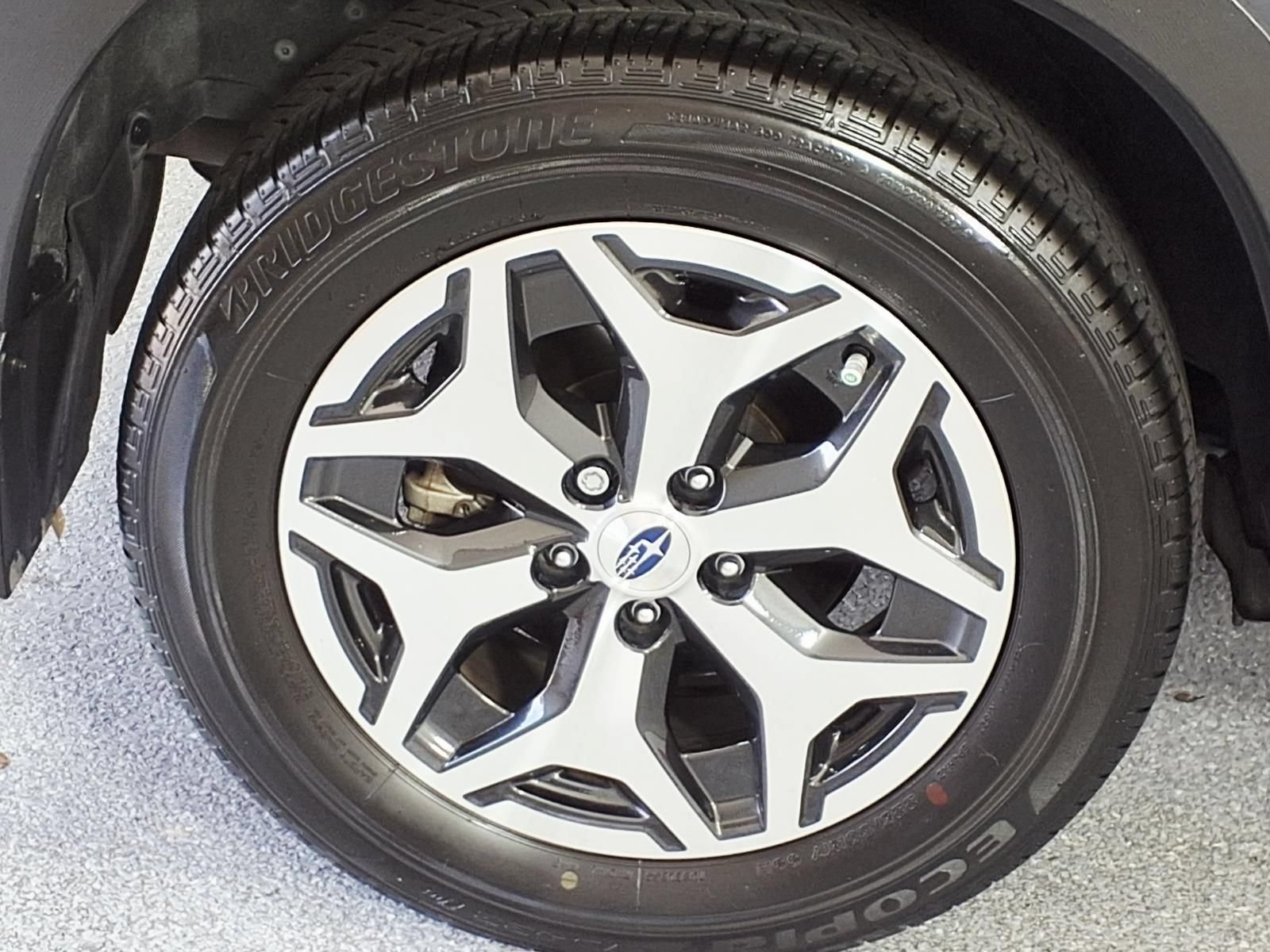 Certified 2024 Subaru Forester Premium AWD/4WD image 4