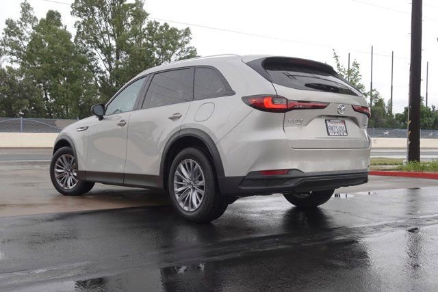 Certified 2024 MAZDA CX-90 Plug-In Hybrid w/ Preferred AWD/4WD image 9