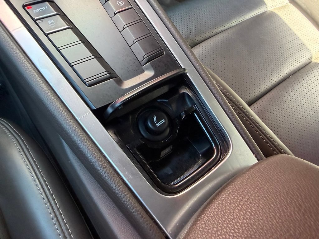 Used 2018 Porsche 718 Cayman RWD image 26
