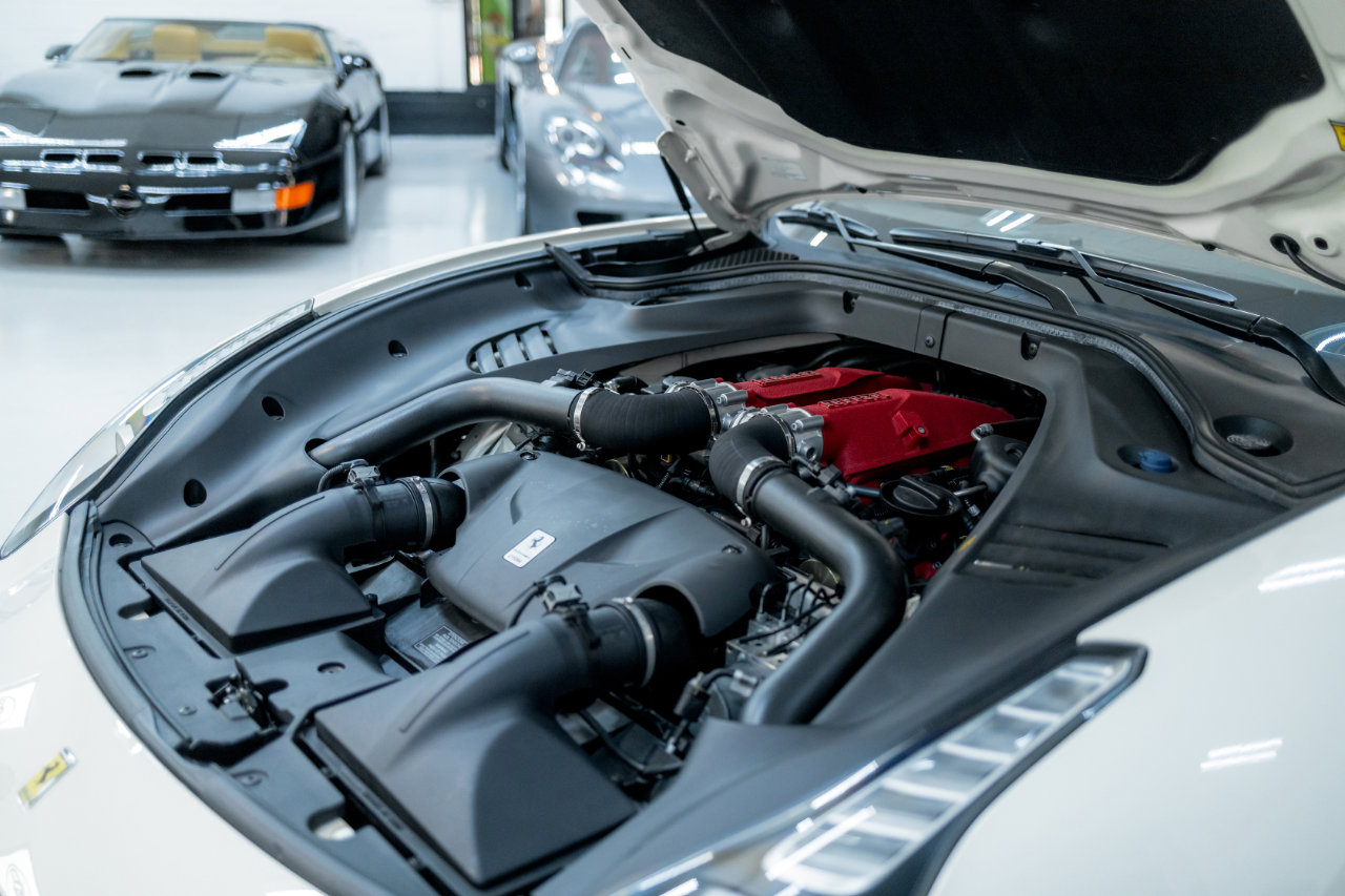 Used 2016 Ferrari California T image 82