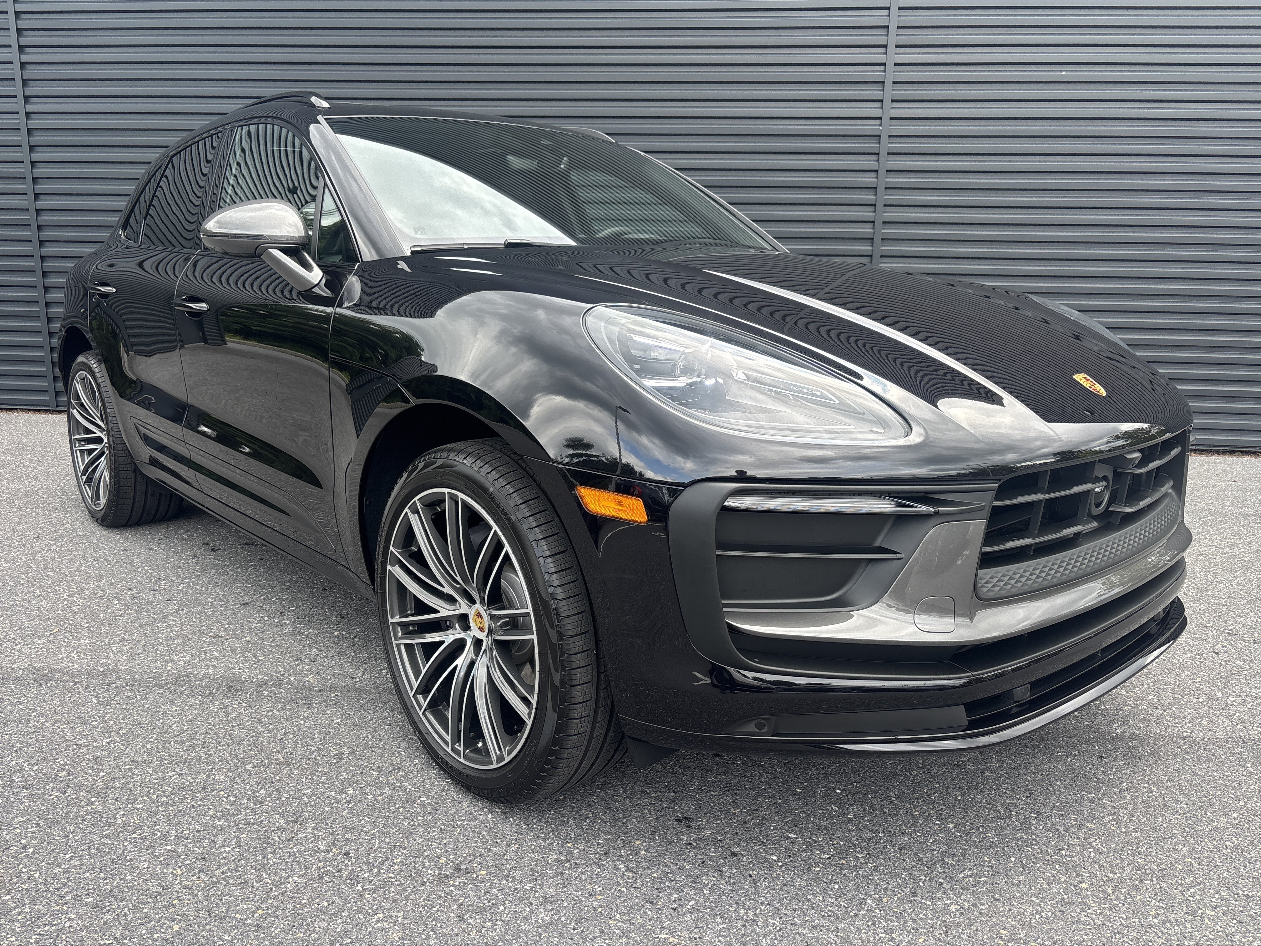 New 2026 Porsche Macan Turbo AWD/4WD image 7