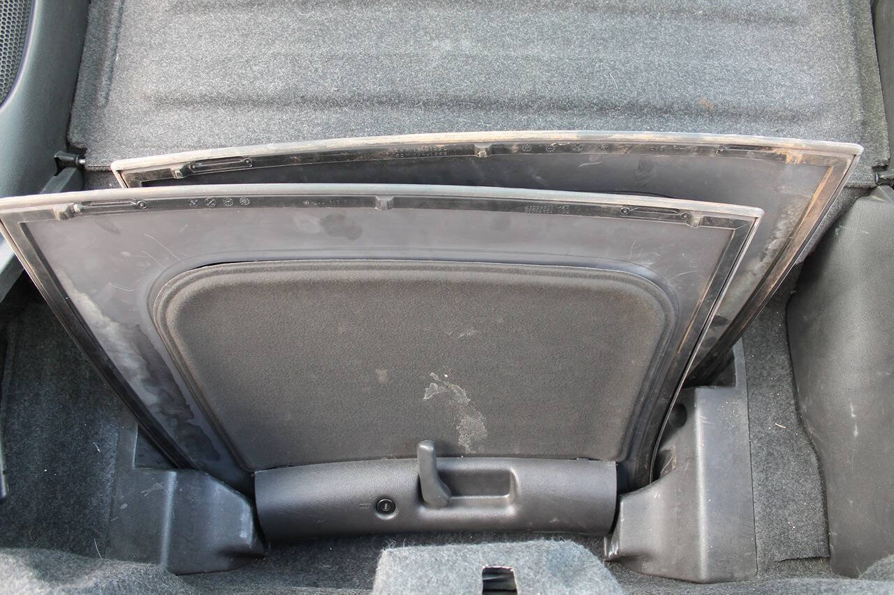 Used 2000 Pontiac Firebird Formula w/ Security Pkg RWD image 36