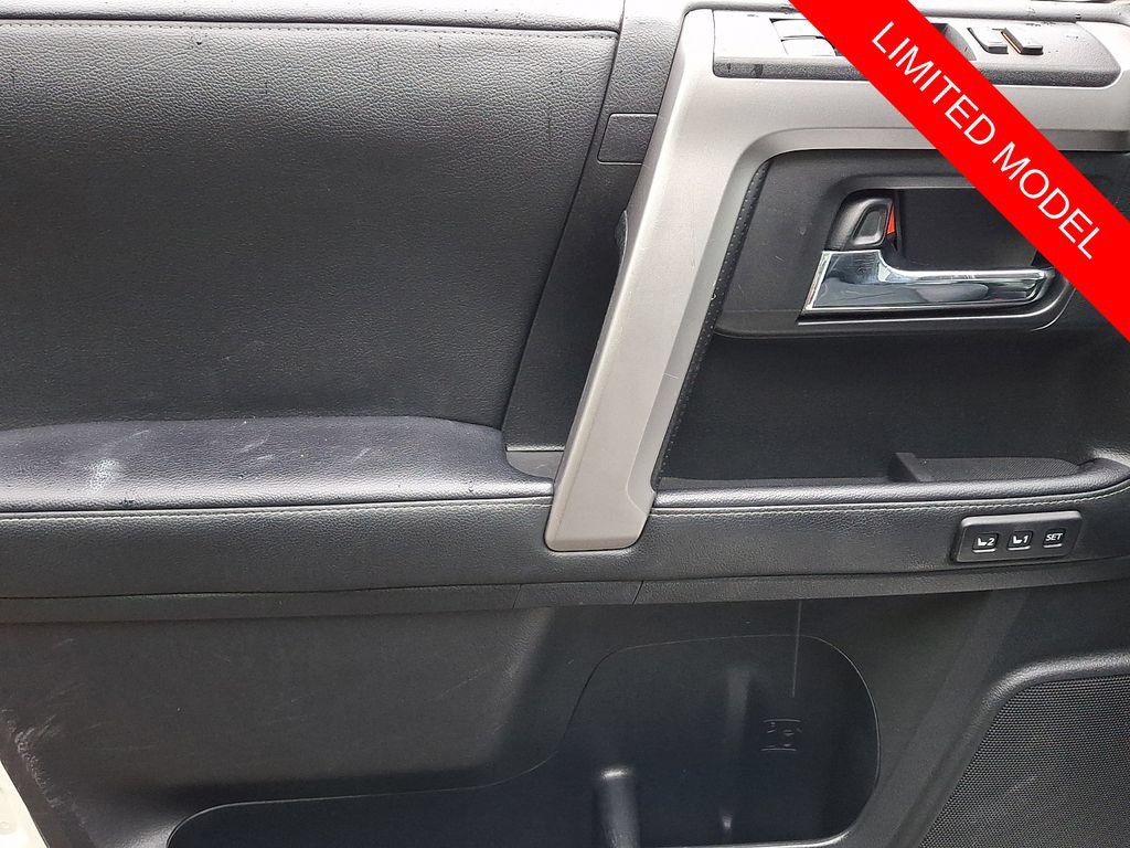 Used 2021 Toyota 4Runner Limited AWD/4WD image 12